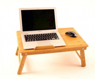 Stolić za laptop za krevet